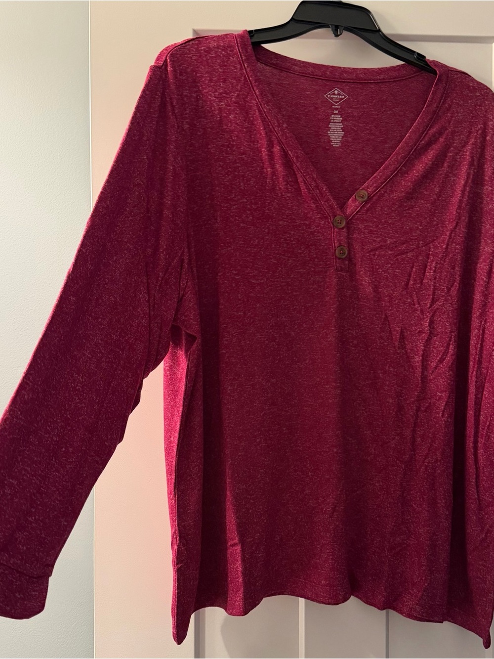 NEW 3X St. John's Bay Long Sleeve Henley Top in Raspberry. Stretch, comfy